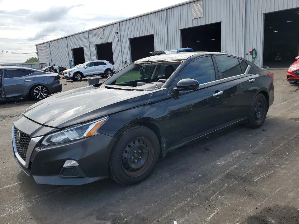2020 Nissan Altima მანქანა იყიდება აუქციონზე, vin: 1N4BL4BV2LC115546, აუქციონის ნომერი: 51623766