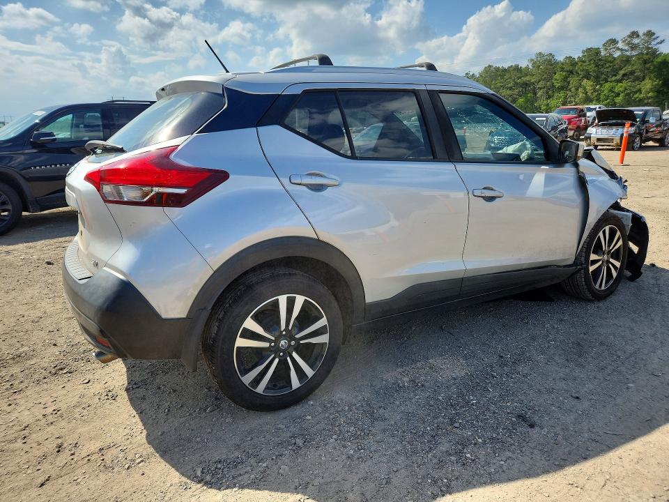 Продаж на аукціоні авто 2018 Nissan Kicks, vin: 3N1CP5CU7JL510454, номер лоту: 50452456