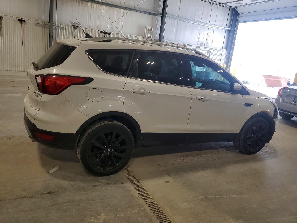 50311606 :رقم المزاد ، 1FMCU9J98KUB40372 vin ، 2019 Ford Escape مزاد بيع