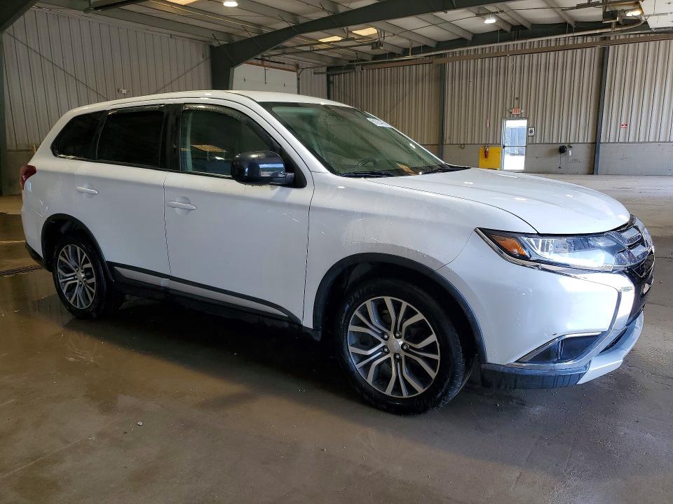 51324466 :رقم المزاد ، JA4AD2A37HZ000804 vin ، 2017 Mitsubishi Outlander مزاد بيع