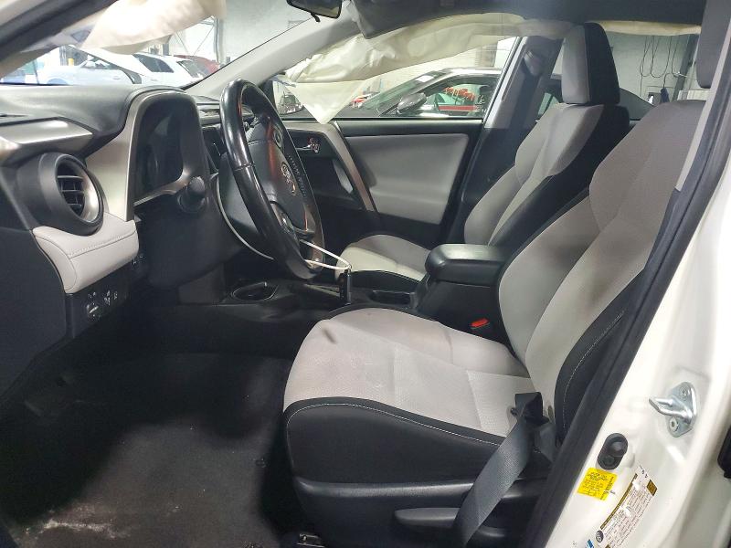 Продаж на аукціоні авто 2018 Toyota Rav4, vin: JTMRFREV4JJ746168, номер лоту: 50500336