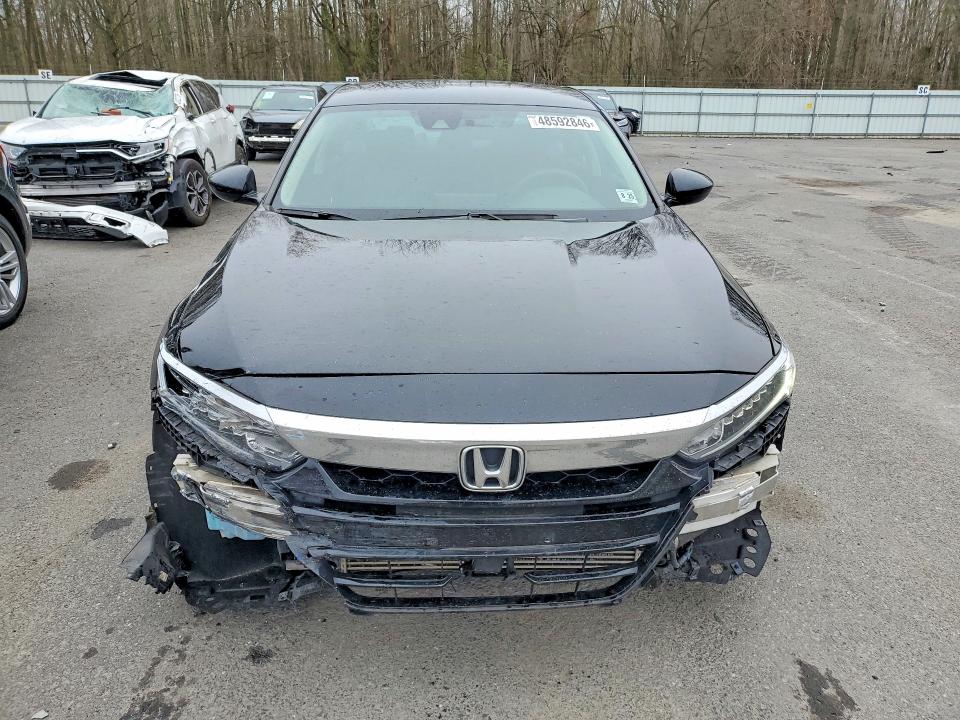 2020 Honda Accord მანქანა იყიდება აუქციონზე, vin: 1HGCV1F17LA013820, აუქციონის ნომერი: 48592846