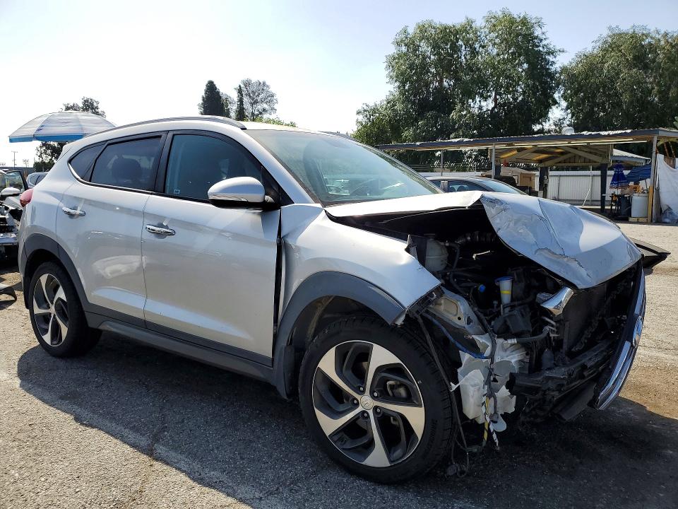 Продажа на аукционе авто 2016 Hyundai Tucson, vin: KM8J33A23GU215447, номер лота: 48539946