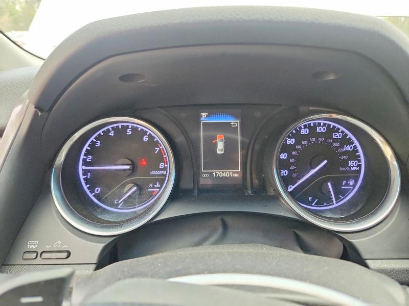 49766416 :رقم المزاد ، 4T1B11HK6JU129187 vin ، 2018 Toyota Camry مزاد بيع