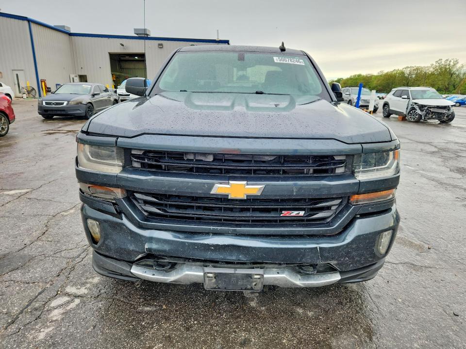 2017 Chevrolet Silverado მანქანა იყიდება აუქციონზე, vin: 3GCUKREC4HG211499, აუქციონის ნომერი: 50078246