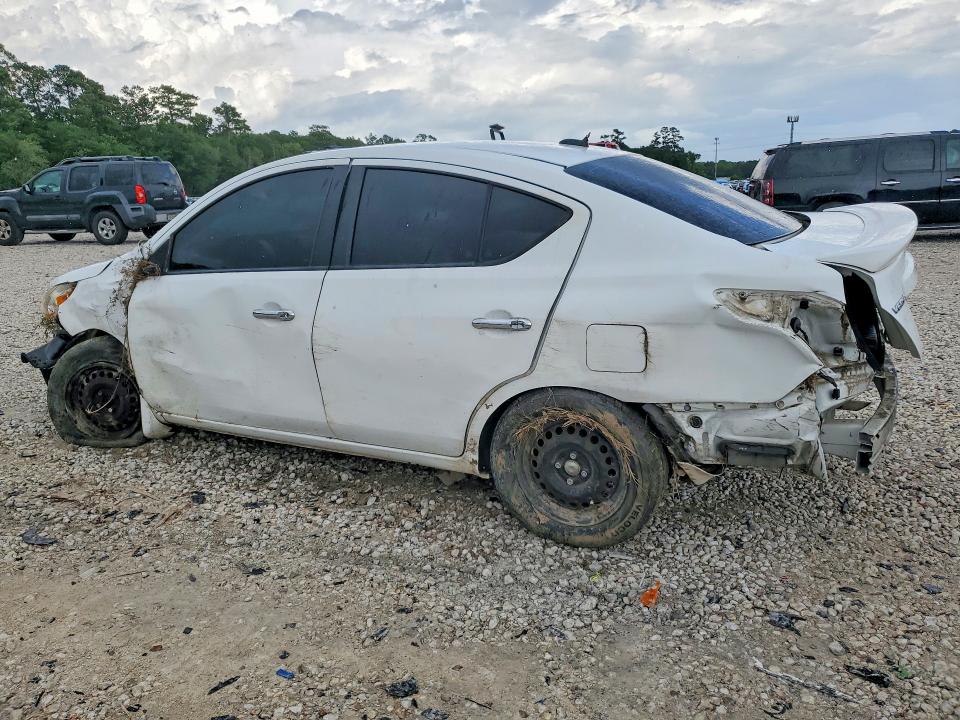 2015 Nissan Versa მანქანა იყიდება აუქციონზე, vin: 3N1CN7AP2FL904059, აუქციონის ნომერი: 50730856