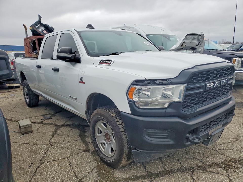 Продажа на аукционе авто 2020 Ram 2500, vin: 3C6UR5HL6LG240308, номер лота: 48427596