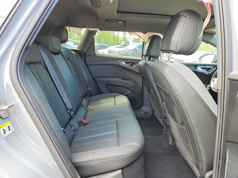 50575736 :رقم المزاد ، WA1K2BFZ1PP073815 vin ، 2023 Audi Q4 E-tron مزاد بيع