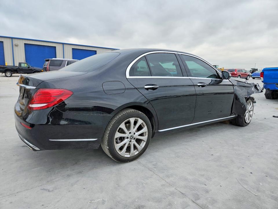 Продажа на аукционе авто 2020 Mercedes-benz E, vin: WDDZF8DB3LA717190, номер лота: 48285526