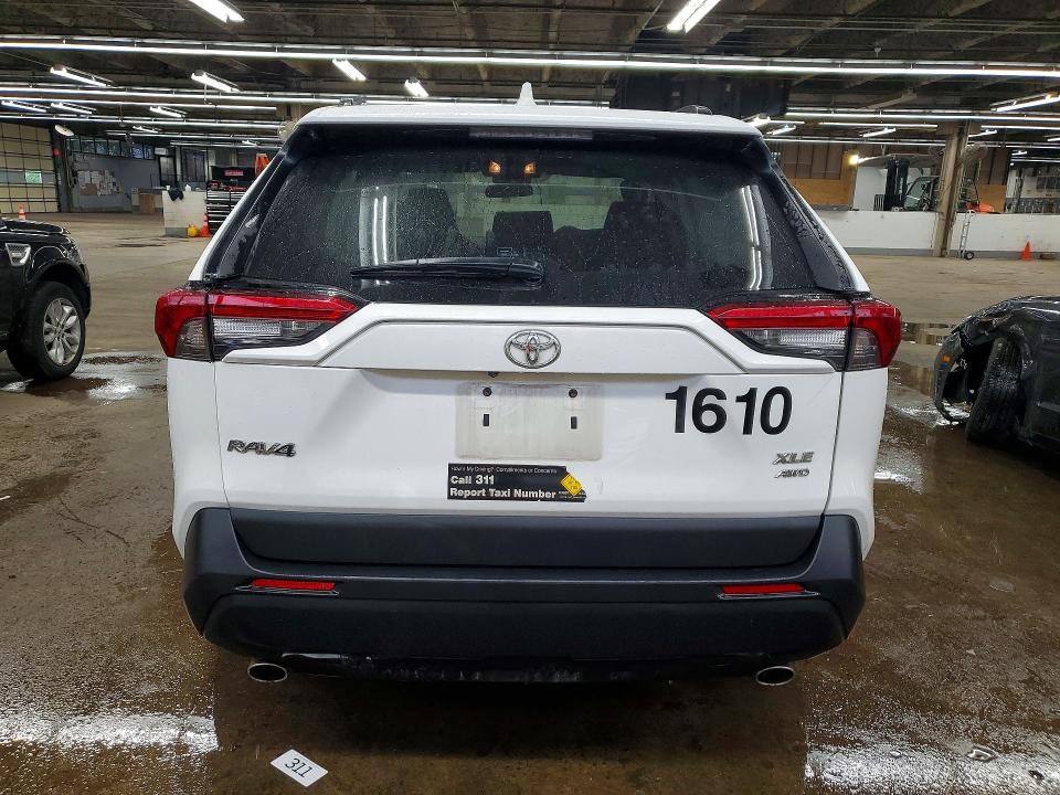 2021 Toyota Rav4 მანქანა იყიდება აუქციონზე, vin: 2T3P1RFV3MC253075, აუქციონის ნომერი: 49380046