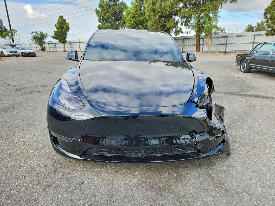 2024 Tesla Model Y მანქანა იყიდება აუქციონზე, vin: 7SAYGDEE2RF066383, აუქციონის ნომერი: 51379566