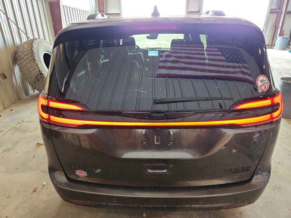 51629016 :رقم المزاد ، 2C4RC3GGXMR581571 vin ، 2021 Chrysler Pacifica مزاد بيع