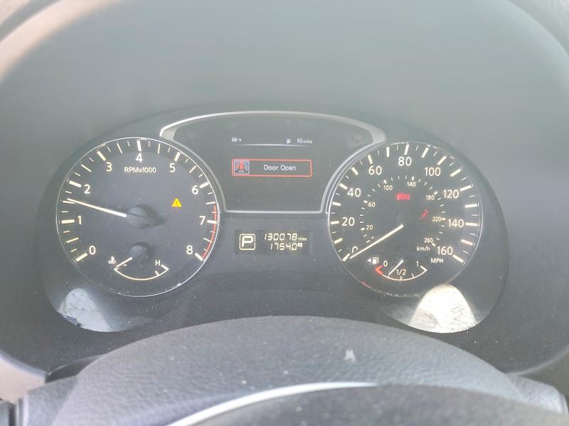 2015 Nissan Altima მანქანა იყიდება აუქციონზე, vin: 1N4AL3AP5FN335779, აუქციონის ნომერი: 50096256