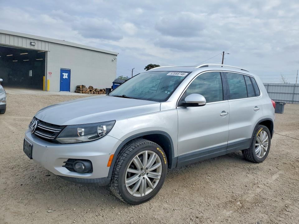 Aukcja sprzedaży 2012 Volkswagen Tiguan, vin: WVGBV7AX9CW560434, numer aukcji: 52088746