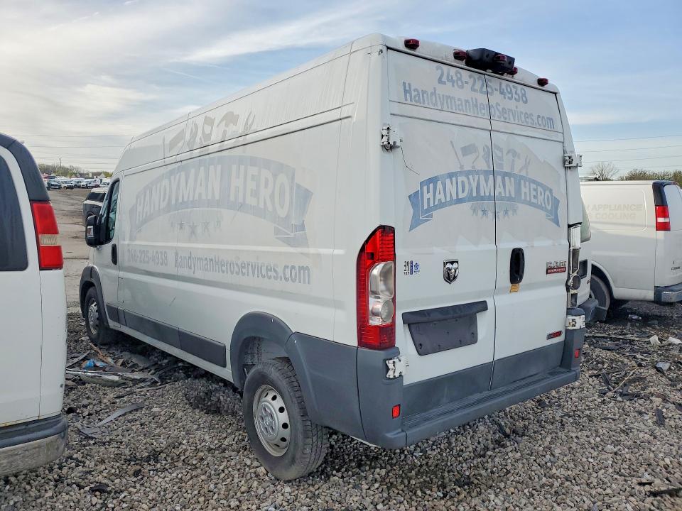 51160386 :رقم المزاد ، 3C6TRVDD2FE501637 vin ، 2015 Ram Promaster 2500 مزاد بيع