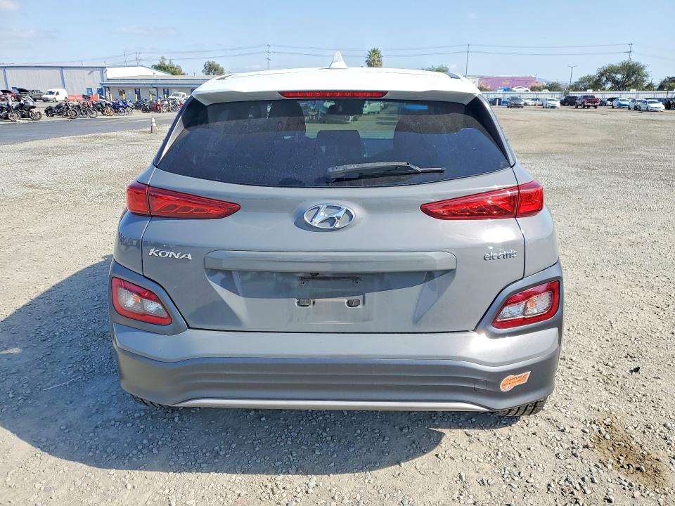 2020 Hyundai Kona მანქანა იყიდება აუქციონზე, vin: KM8K23AG7LU091597, აუქციონის ნომერი: 50351546