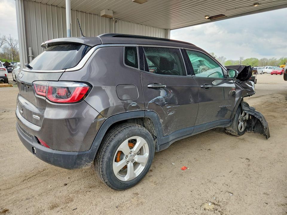 Продаж на аукціоні авто 2018 Jeep Compass 4d, vin: 3C4NJDBB0JT114710, номер лоту: 49758616