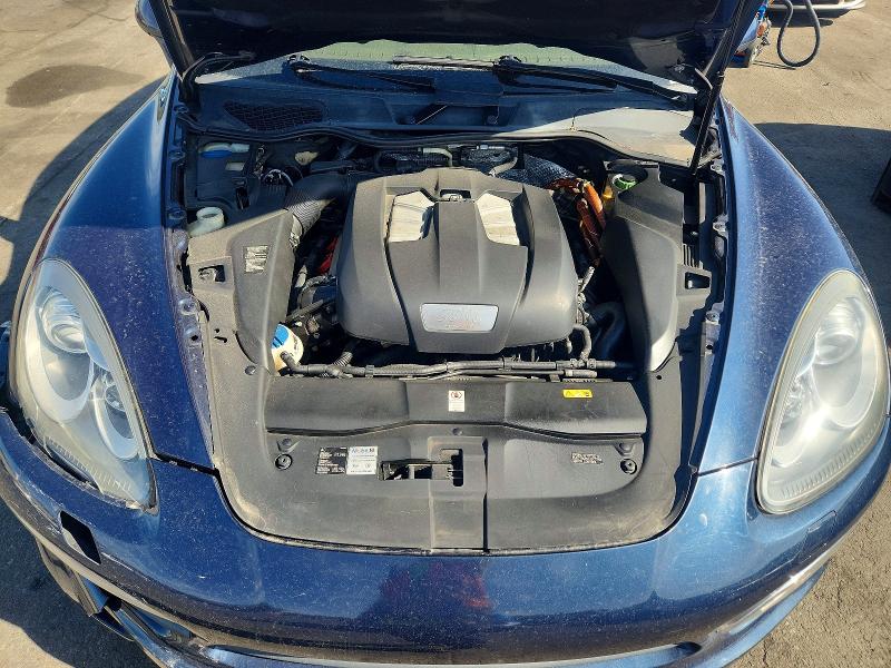 46148086 :رقم المزاد ، WP1AE2A20BLA94382 vin ، 2011 Porsche Cayenne مزاد بيع