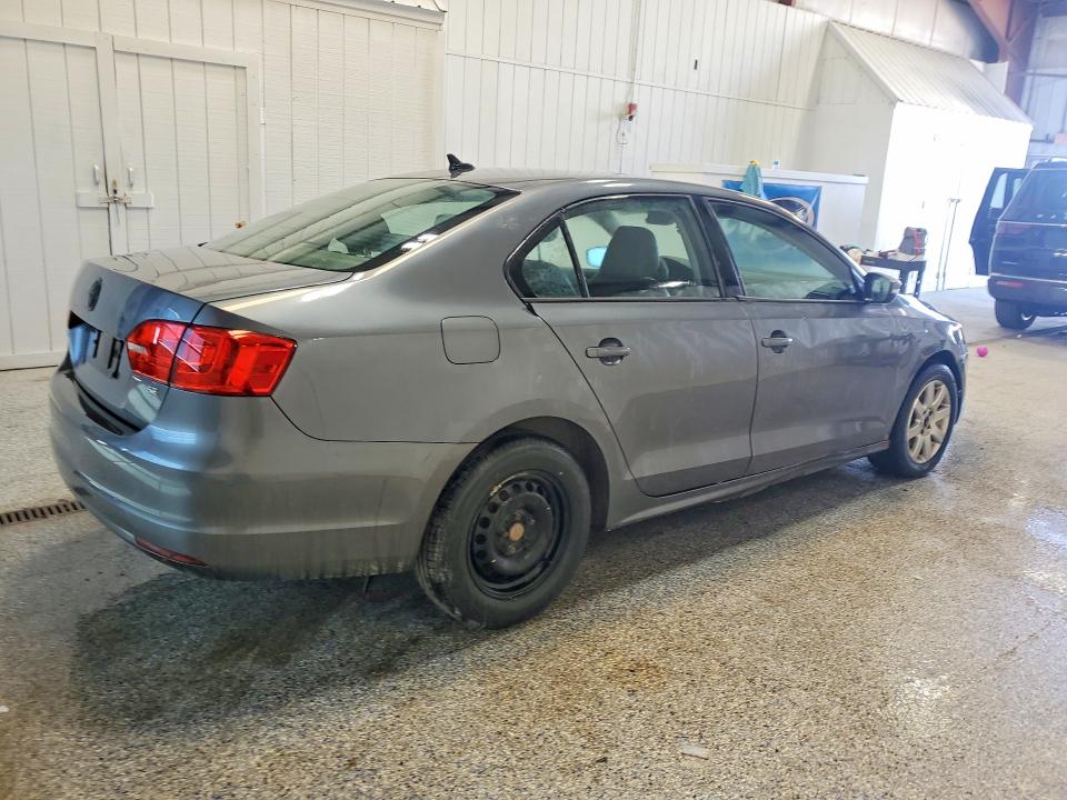 50683026 :رقم المزاد ، 3VWD17AJXEM403564 vin ، 2014 Volkswagen Jetta مزاد بيع