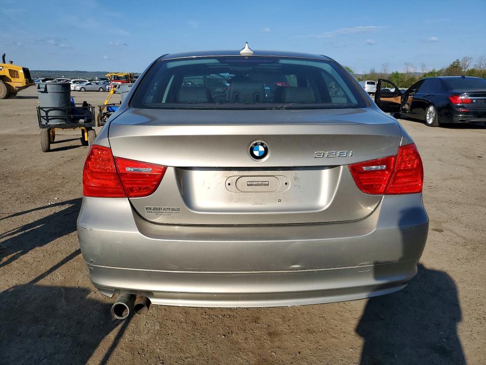 50449516 :رقم المزاد ، WBAPK73569A455061 vin ، 2009 Bmw 328 مزاد بيع