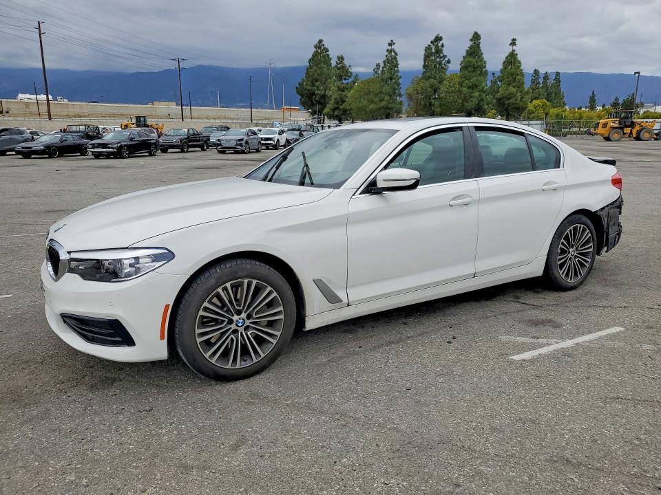 2019 Bmw 530 მანქანა იყიდება აუქციონზე, vin: WBAJA5C5XKWW01080, აუქციონის ნომერი: 50962536