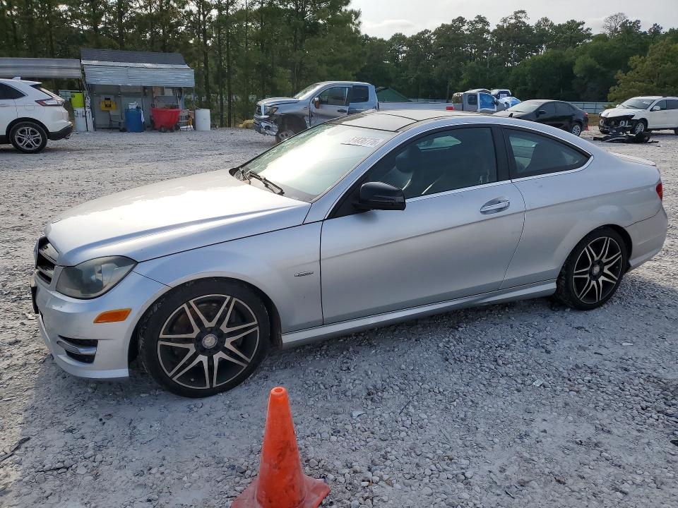 Продаж на аукціоні авто 2014 Mercedes-benz C, vin: WDDGJ4HB4EG262844, номер лоту: 51836776