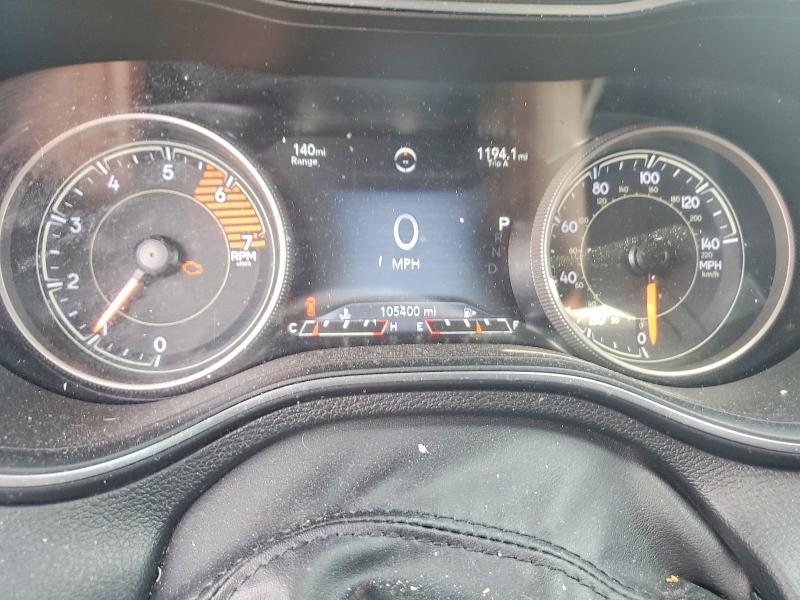 52050516 :رقم المزاد ، 1C4PJMDN5KD260561 vin ، 2019 Jeep Cherokee مزاد بيع