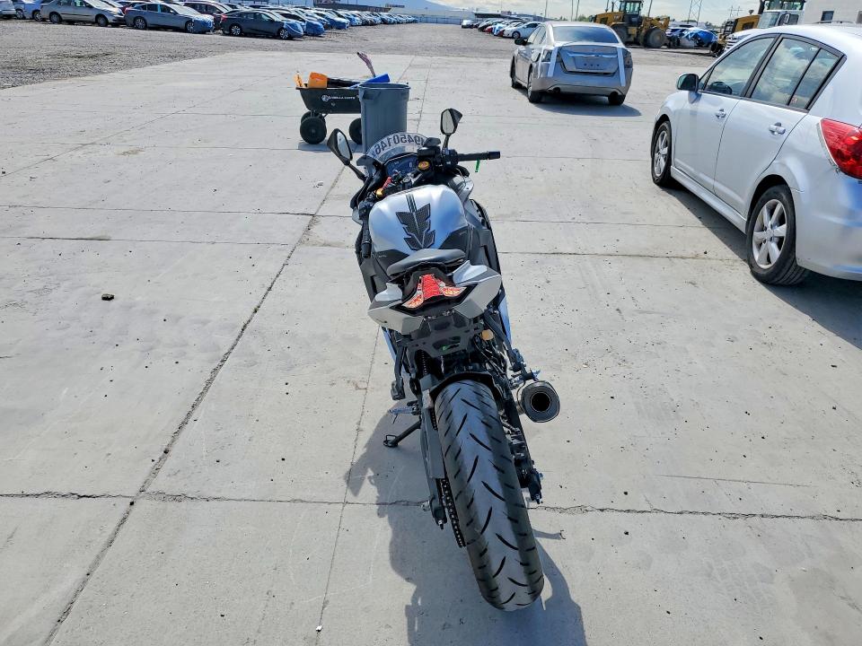 2025 Kawasaki Zx400 მანქანა იყიდება აუქციონზე, vin: ML5ZXCS11SDA39246, აუქციონის ნომერი: 49450146