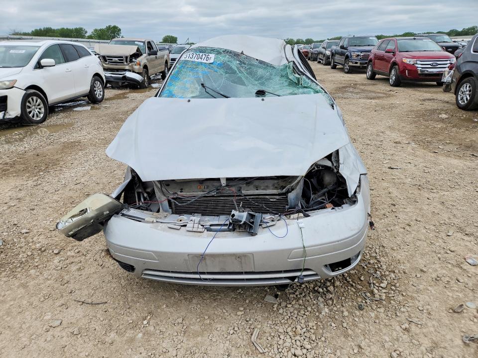 2005 Ford Focus მანქანა იყიდება აუქციონზე, vin: 1FAFP34N45W111027, აუქციონის ნომერი: 51370476