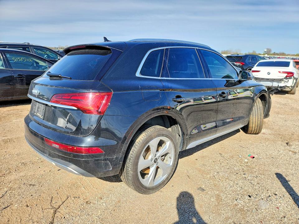 50577476 :رقم المزاد ، WA1BAAFY6M2055503 vin ، 2021 Audi Q5 مزاد بيع