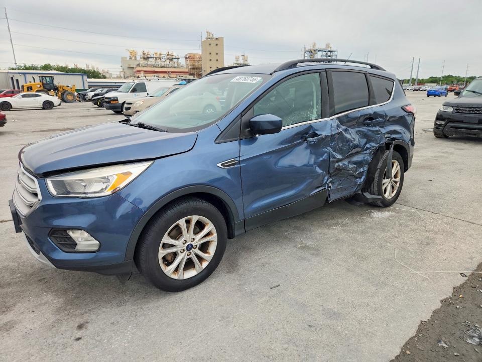 48760746 :رقم المزاد ، 1FMCU0GD4JUB80812 vin ، 2018 Ford Escape مزاد بيع
