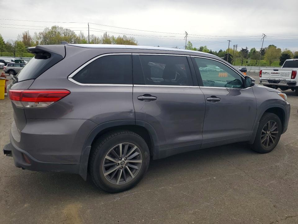 50766466 :رقم المزاد ، 5TDJZRFHXKS953407 vin ، 2019 Toyota Highlander مزاد بيع