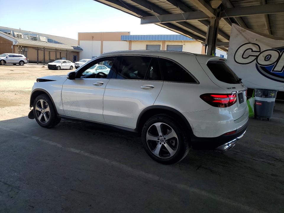2017 Mercedes-benz Glc 300 4matic მანქანა იყიდება აუქციონზე, vin: WDC0G4KB7HF268046, აუქციონის ნომერი: 48003256