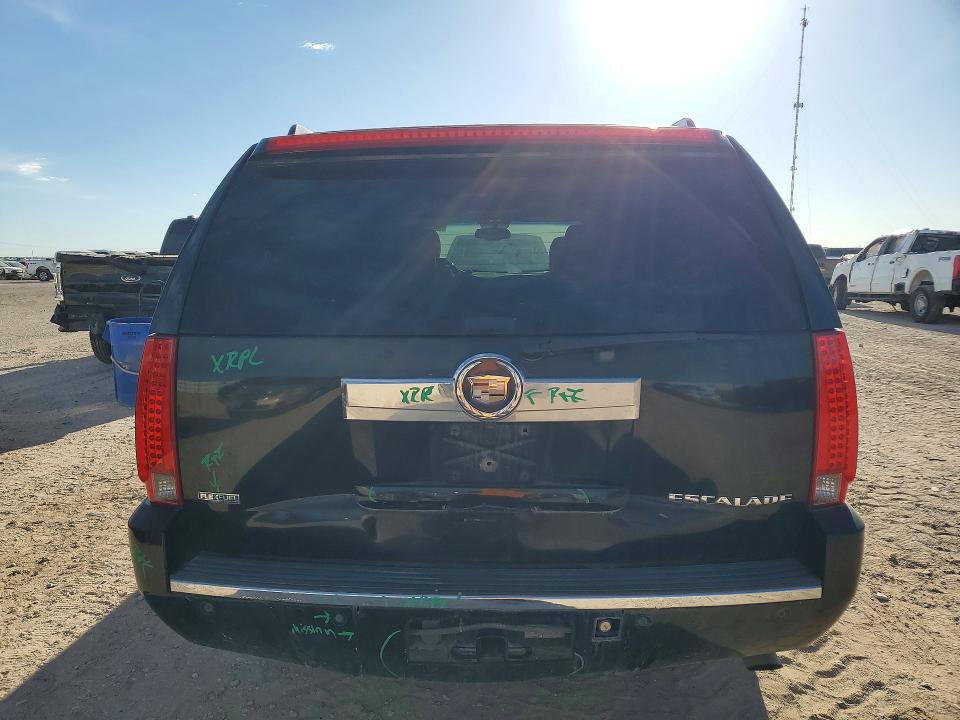 2011 Cadillac Escalade მანქანა იყიდება აუქციონზე, vin: 1GYS3HEF6BR217878, აუქციონის ნომერი: 50919626