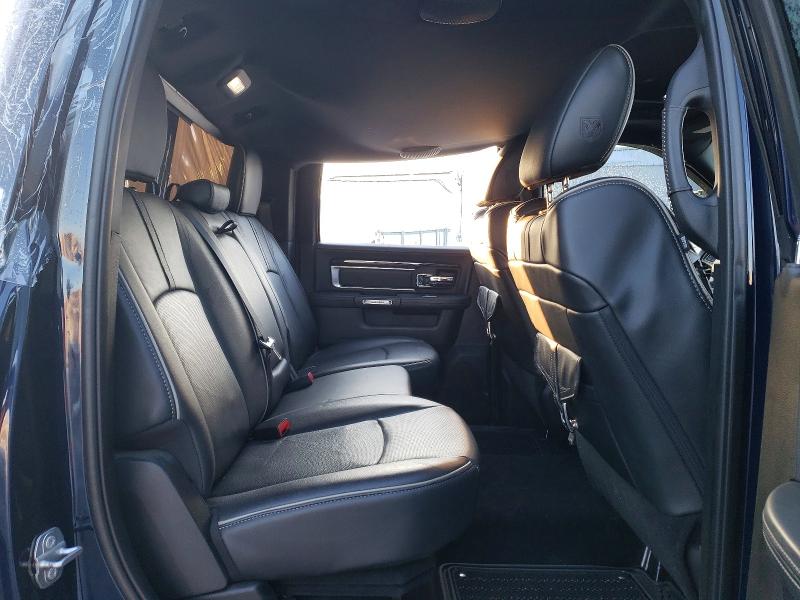 48861606 :رقم المزاد ، 3C6UR5LJ4HG760309 vin ، 2017 Ram 2500 مزاد بيع