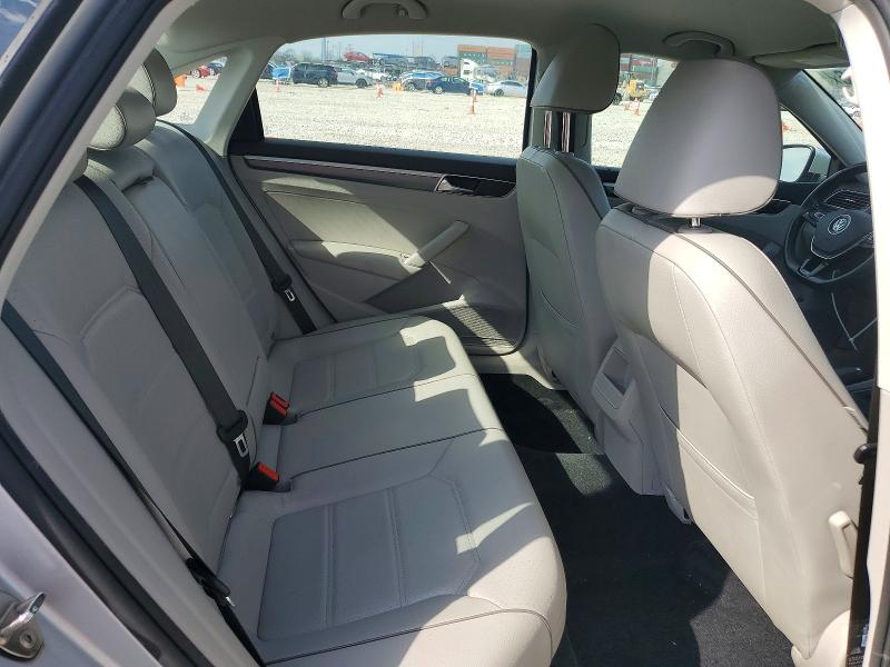 Продажа на аукционе авто 2018 Volkswagen Passat, vin: 1VWAA7A35JC049355, номер лота: 49914706