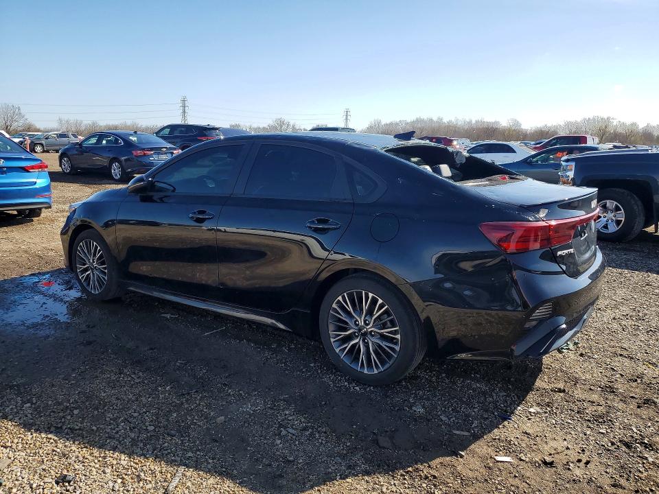 2023 Kia Forte მანქანა იყიდება აუქციონზე, vin: 3KPF54ADXPE565782, აუქციონის ნომერი: 48988186