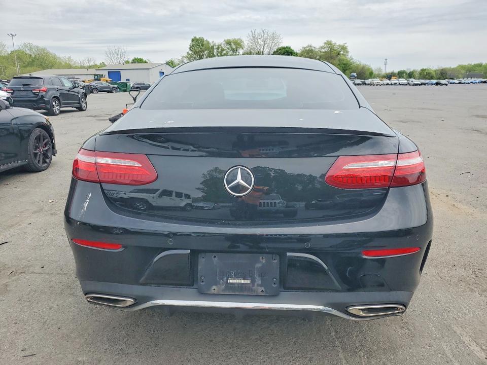 51960306 :رقم المزاد ، WDD1J6GB6JF018745 vin ، 2018 Mercedes-benz E مزاد بيع