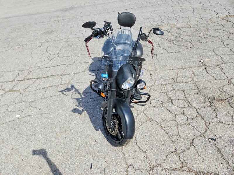 2018 Indian Motorcycle Co. Springfield მანქანა იყიდება აუქციონზე, vin: 56KTHDAA8J3360681, აუქციონის ნომერი: 51784836