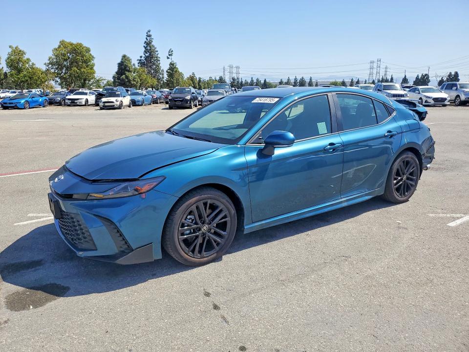 Auction sale of the 2026 Toyota Camry, vin: 4T1DAACK1TU215462, lot number: 75418795