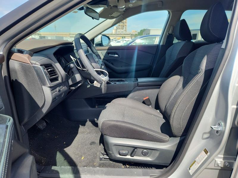 Продажа на аукционе авто 2023 Nissan Rogue, vin: 5N1BT3BA7PC774631, номер лота: 49062046