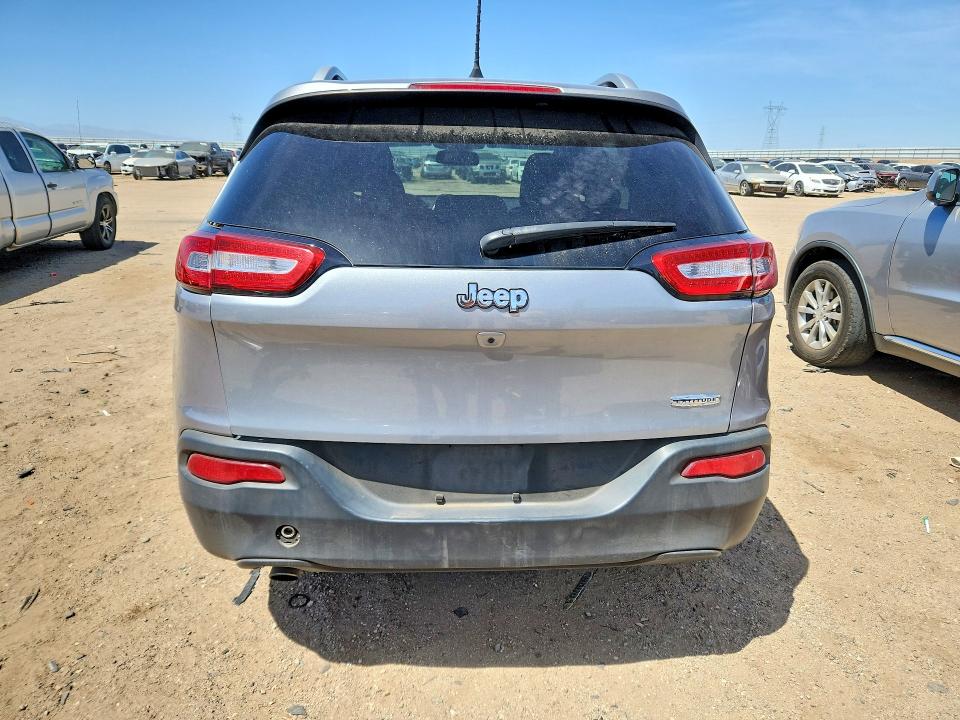 Продажа на аукционе авто 2017 Jeep Cherokee, vin: 1C4PJLCBXHW573040, номер лота: 49992706