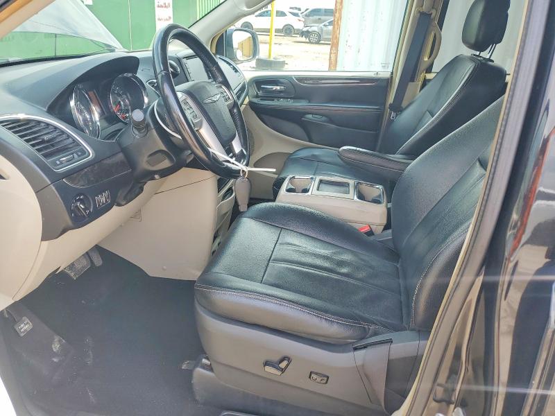 48803926 :رقم المزاد ، 2C4RC1BG9GR268737 vin ، 2016 Chrysler Town & Country مزاد بيع
