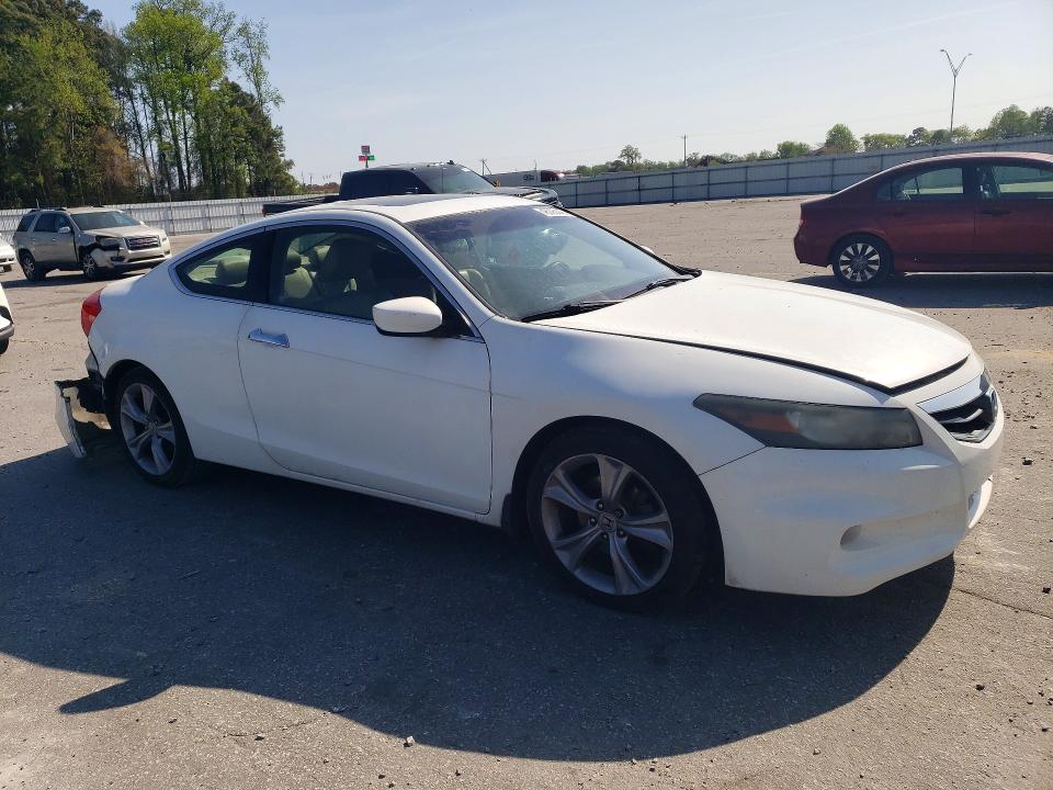 48095446 :رقم المزاد ، 1HGCS2B82CA000703 vin ، 2012 Honda Accord مزاد بيع