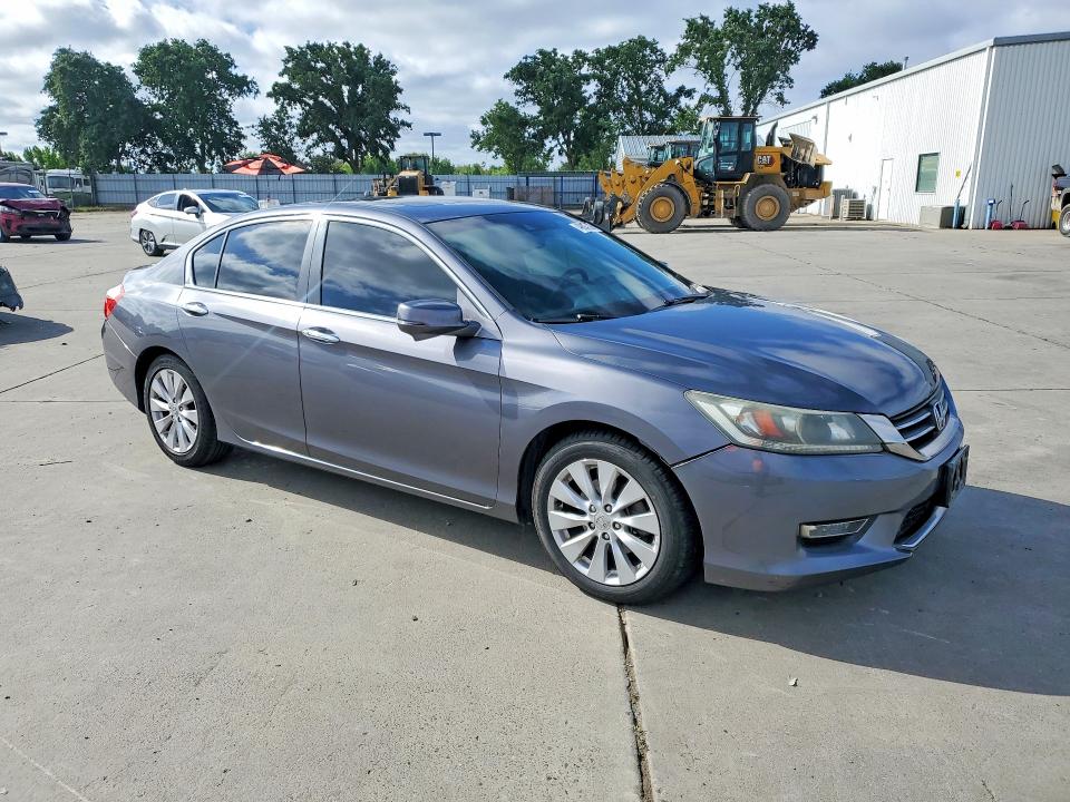 2013 Honda Accord მანქანა იყიდება აუქციონზე, vin: 1HGCR2F81DA161874, აუქციონის ნომერი: 49835326