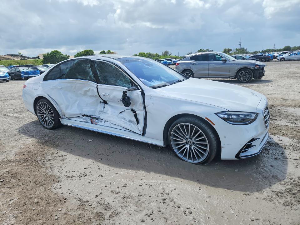48391826 :رقم المزاد ، W1K6G7GB6RA271843 vin ، 2024 Mercedes-benz S مزاد بيع