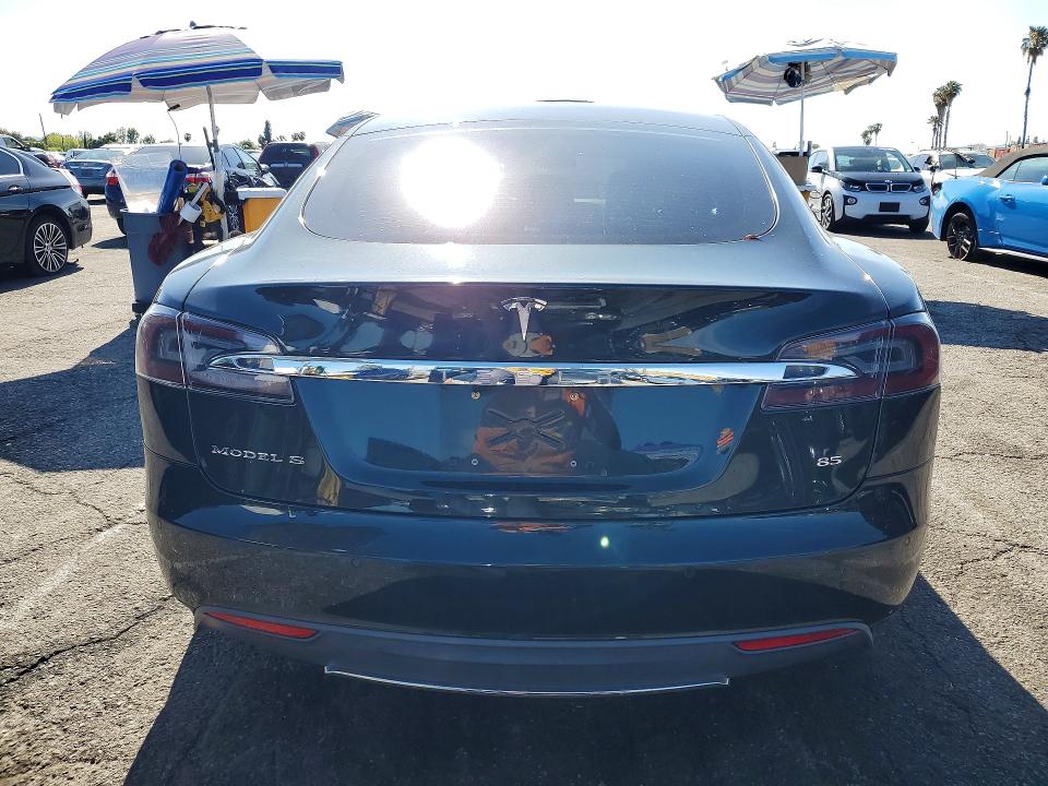 Продаж на аукціоні авто 2014 Tesla Model S, vin: 5YJSA1H17EFP63683, номер лоту: 50186546