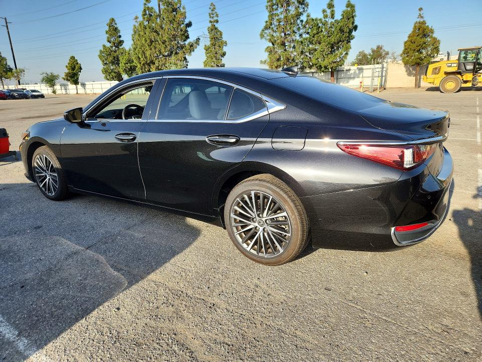 50592076 :رقم المزاد ، 58AD11D18NU008455 vin ، 2022 Lexus Es 250 مزاد بيع