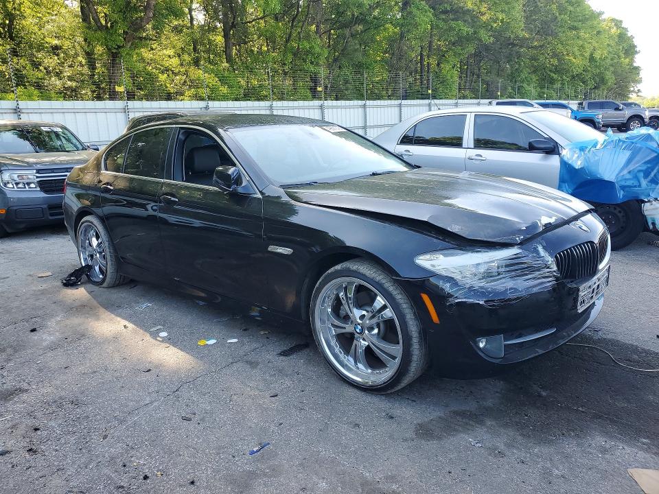 49891376 :رقم المزاد ، WBAFR1C59BC672070 vin ، 2011 Bmw 528 مزاد بيع