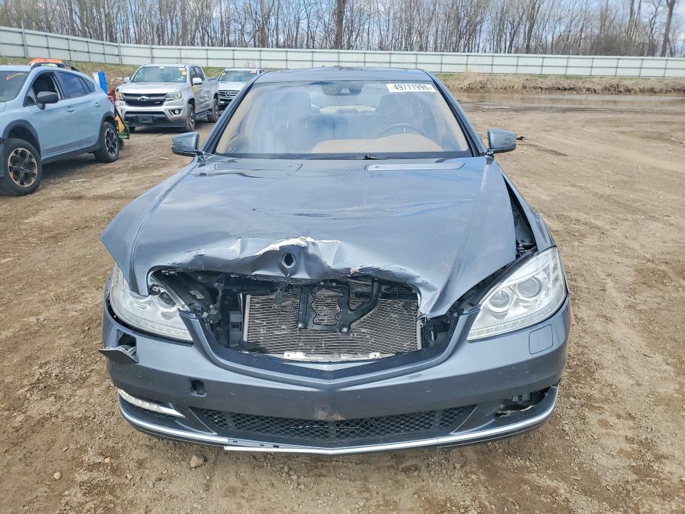 49711996 :رقم المزاد ، WDDNG7BB9BA368186 vin ، 2011 Mercedes-benz S مزاد بيع